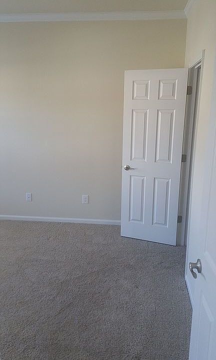1st image of 337 Paine St