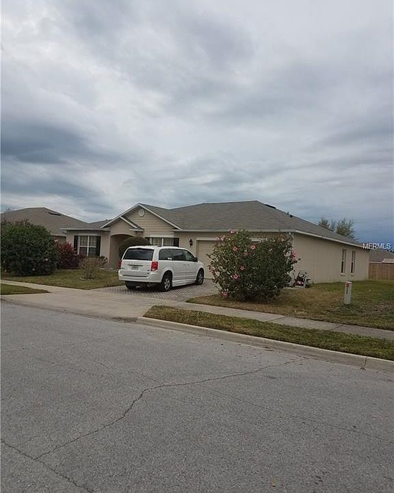 1st image of 931 Burland Cir