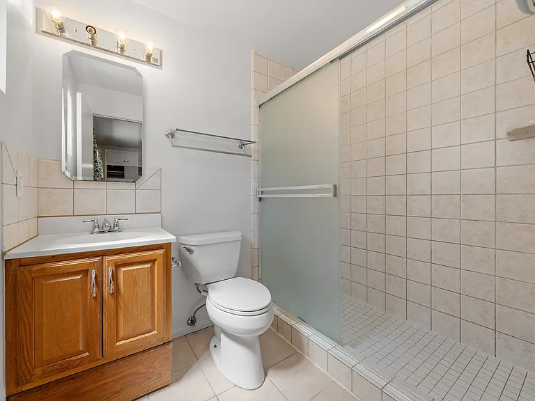 5658 Mary Lane Dr — Photo 32