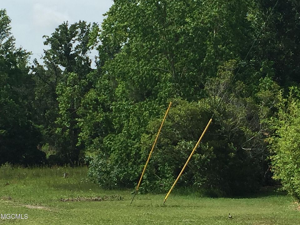 2nd image of Point Porteaux Rd #19
