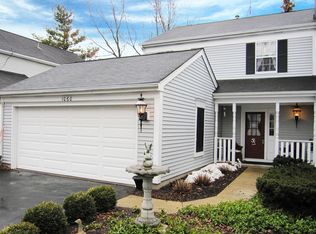 1060 Devonshire Ave, Naperville, IL 60540