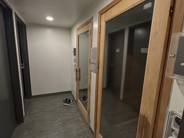 350 West 42nd Street image 22 of 33