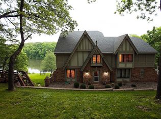 1654 Trotting Trail Rd, Chesterfield, MO 63005