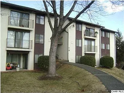 18 Spring Ct photo 1