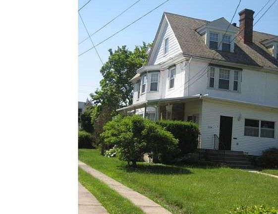 2nd image of 114 Lincoln Ave