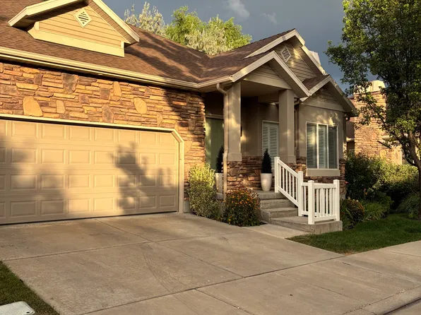 695 S Clearwater Fls E, Layton, UT 84041