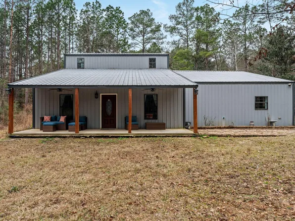 105 Old Salt Rd, Sumrall, MS 39482
