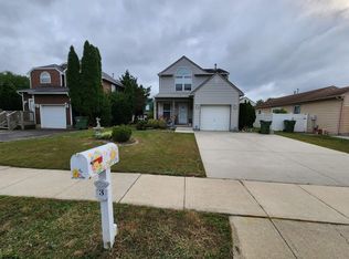 3 Heritage Ter, Egg harbor township, NJ 08234