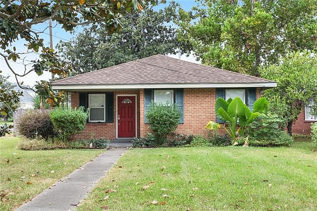 1st image of 1102 Helios Ave