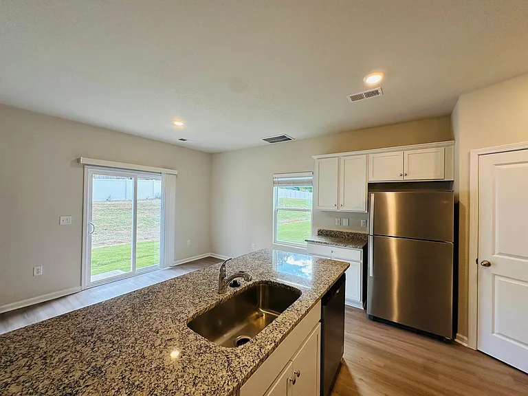6322 Lowe Ln — Photo 7