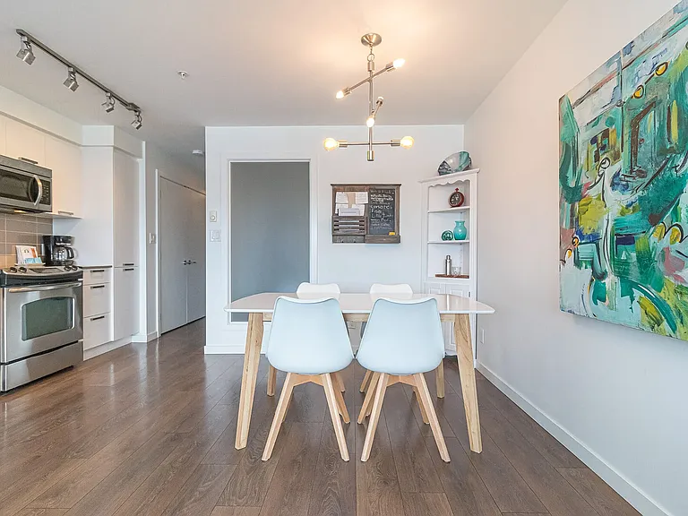517 Fisgard St #206 — Photo 6