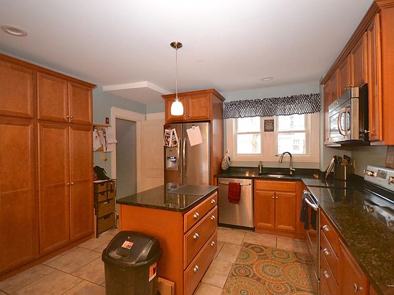 45 Grandview Ave Auburn ME13