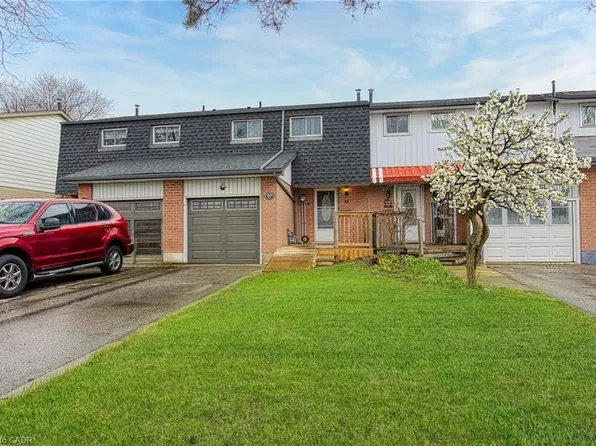 202 Golden Orchard Dr, Hamilton, ON L9C 6J7