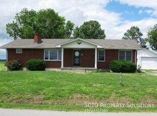 1512 Roth Dr, Scott City, MO 63780