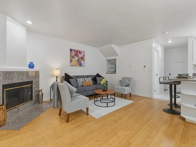 20153 Forest Ave #9 — Photo 35