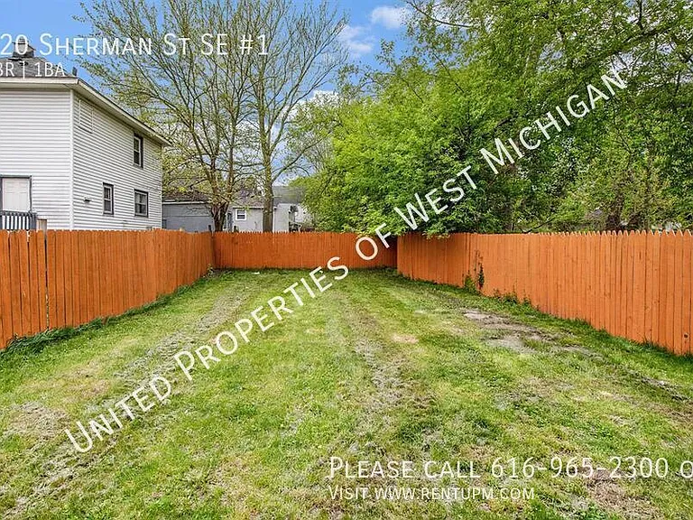 720 Sherman St SE #1 — Photo 13