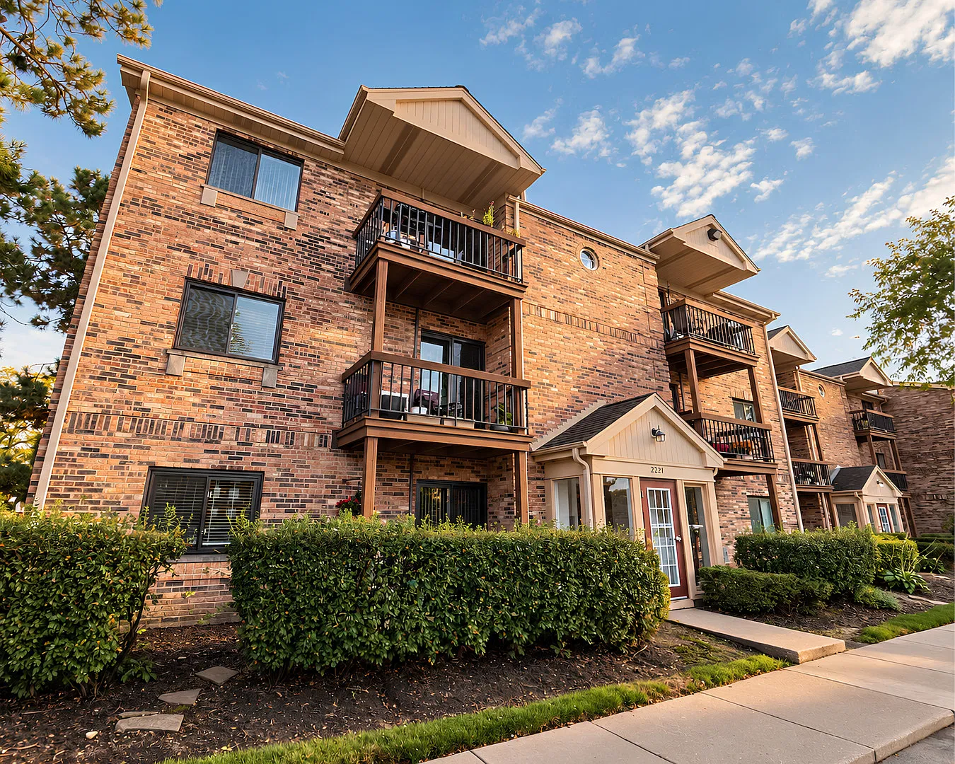2 bed, 1.5 bath, 1000 sqft, $1,999 — Photo 1