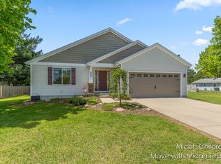 225 N G St, Trufant, MI