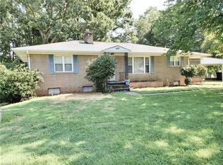 407 Linville Rd, Kernersville, NC 27284