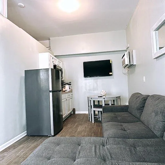 7150 Woodside St — Photo 29