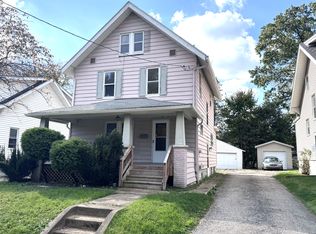 1098 Big Falls Ave, Akron, OH 44310