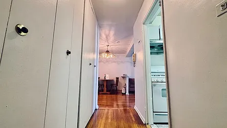 142-05 Roosevelt Avenue, #521