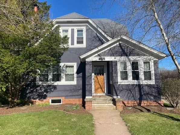 25 Lincoln Pkwy, Crystal Lake, IL 60014