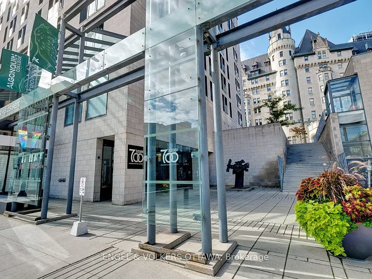 700 Sussex Dr N #403 — Photo 3