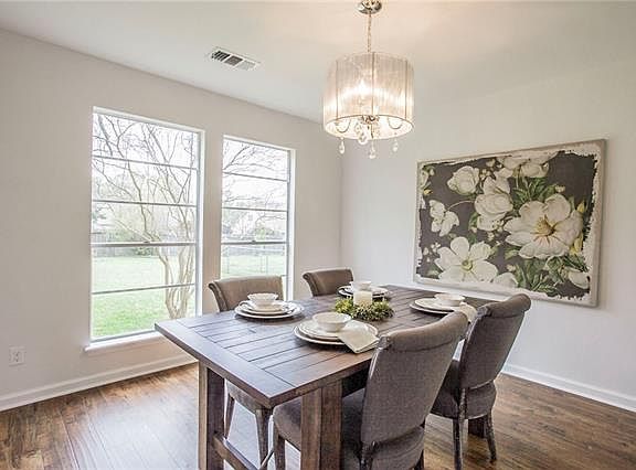 5th image of 1704 Lime Rock Dr