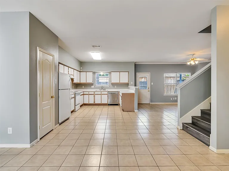 11703 Emerald Hill Dr #C — Photo 11