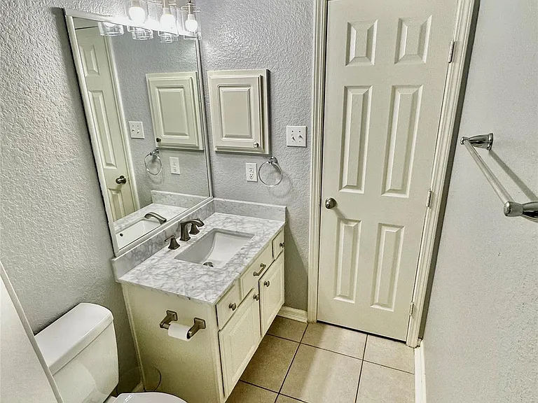 9418 Brackenton Crest Dr — Photo 15