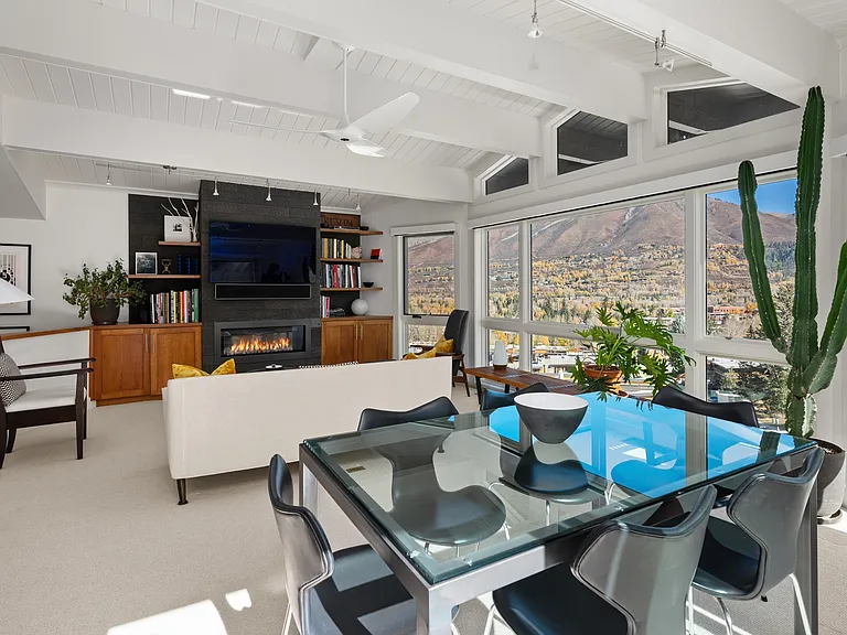 809 S Aspen St #17 — Photo 33