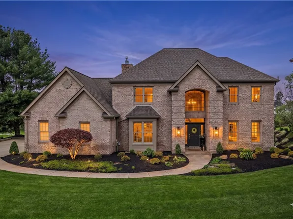 212 Chesapeake Dr, Gibsonia, PA 15044