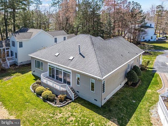 2nd image of 11324 River Run Ln