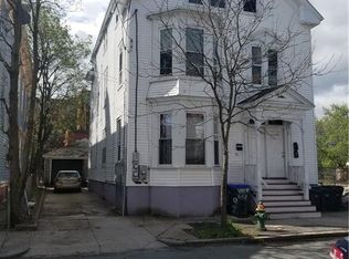 92 Wesleyan Ave, Providence, RI 02907