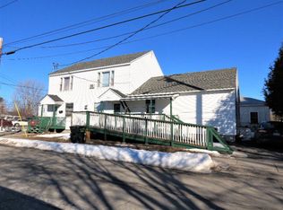 7 Elizabeth St, Plattsburgh, NY 12901