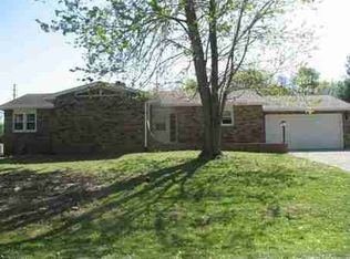 3434 Nancy Ln, Clinton, IL 61727