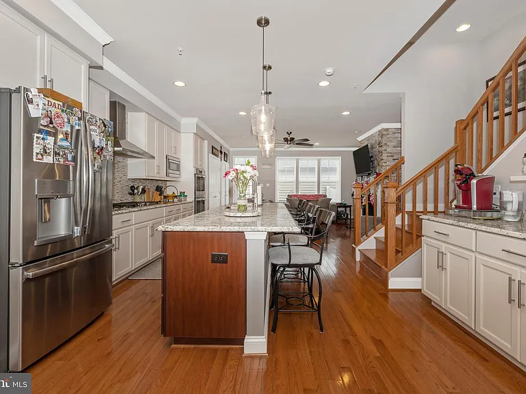 619 Blandwood Rd — Photo 9