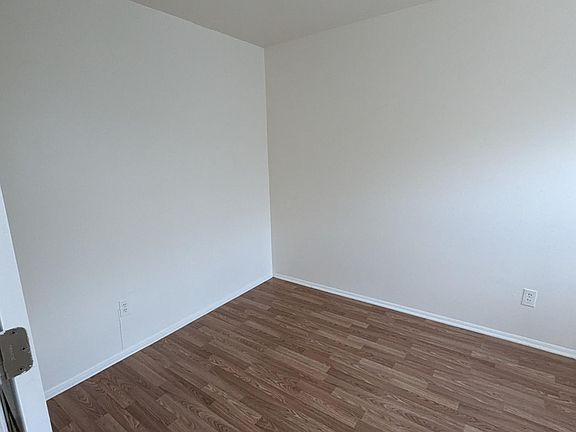 4th image of 24 Prospect St