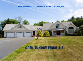 12 Camelot Ln, Avon, CT 06001