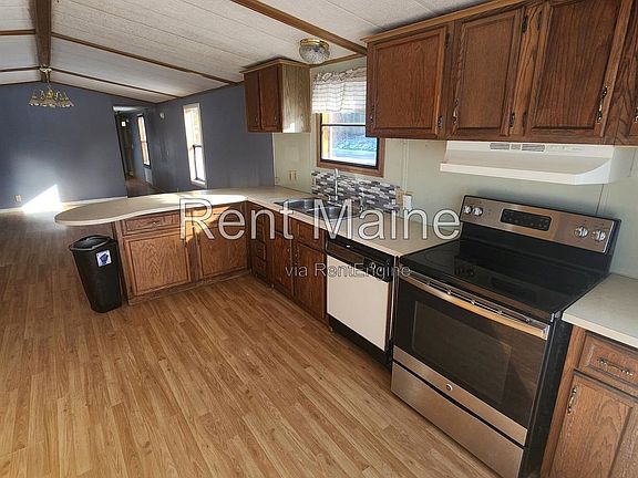 2nd image of 3 Bearberry Rd