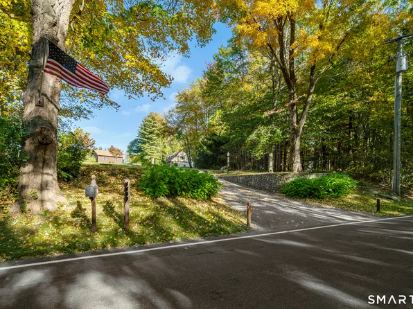(undisclosed Address), Litchfield, CT 06759