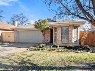 1402 Ivy Creek Dr, Mansfield, TX 76063