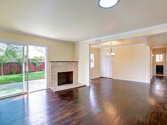 5th image of 25 Graylawn Ave