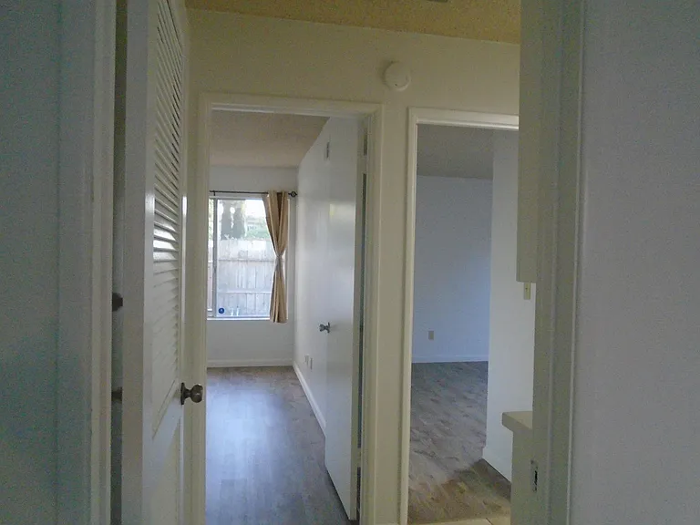 6321 Benhurst Ct — Photo 8