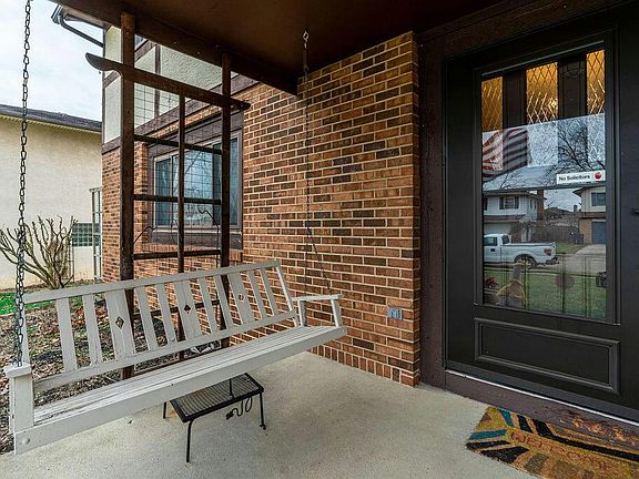 5th image of 6901 Starfire Dr