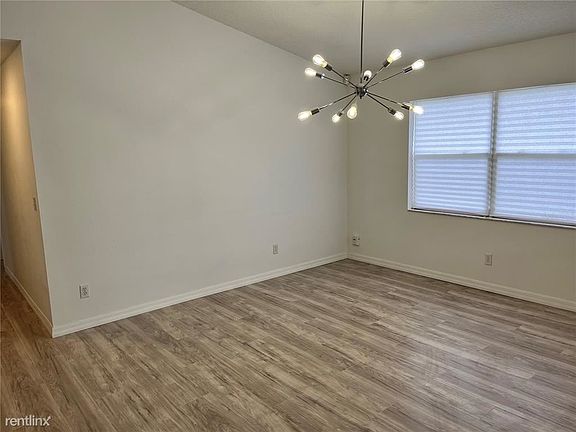 4th image of 2306 S Brown Ave