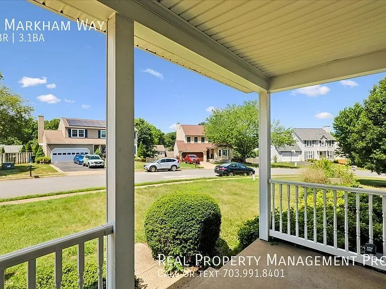 4 Markham Way — Photo 72