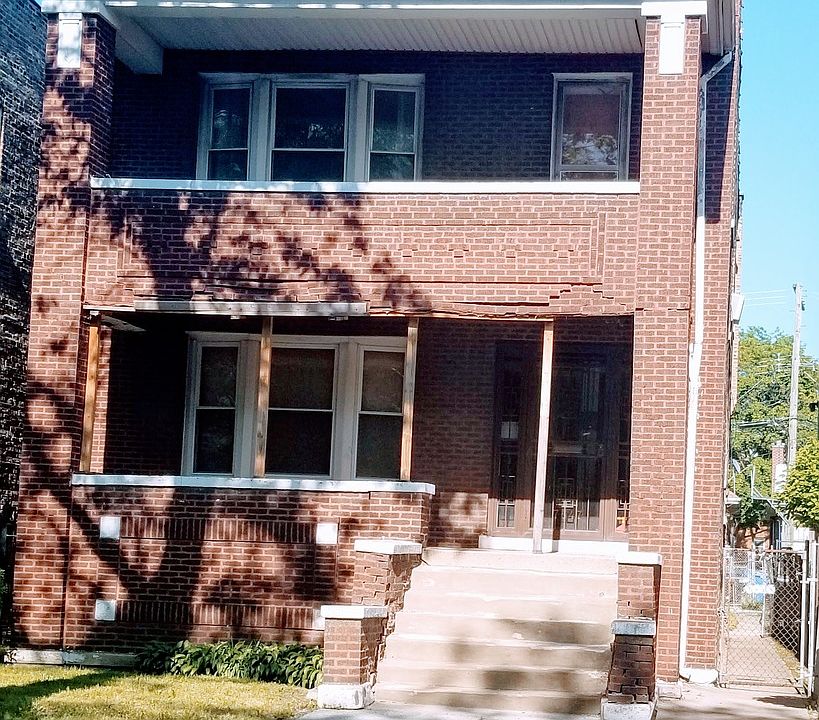 1st image of 7547 S Peoria St