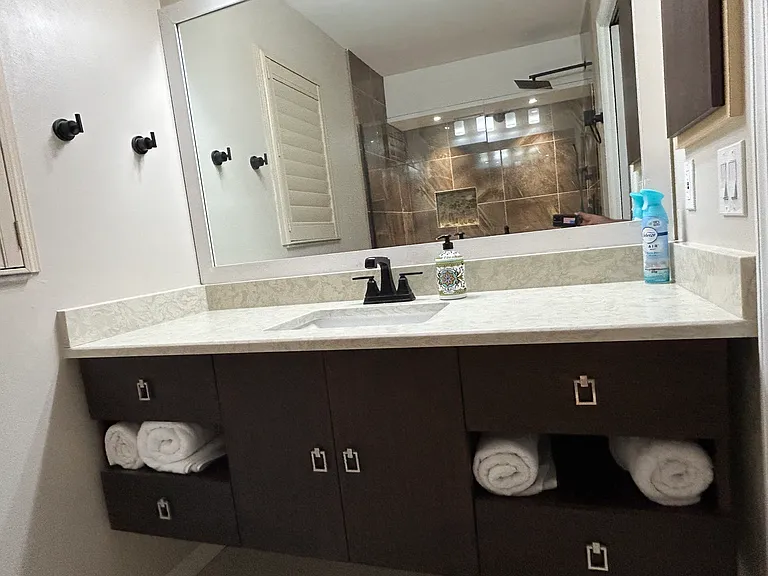 8233 Cypress Lake Dr — Photo 15
